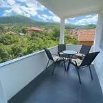 Sunset Delux Apartment Visoko